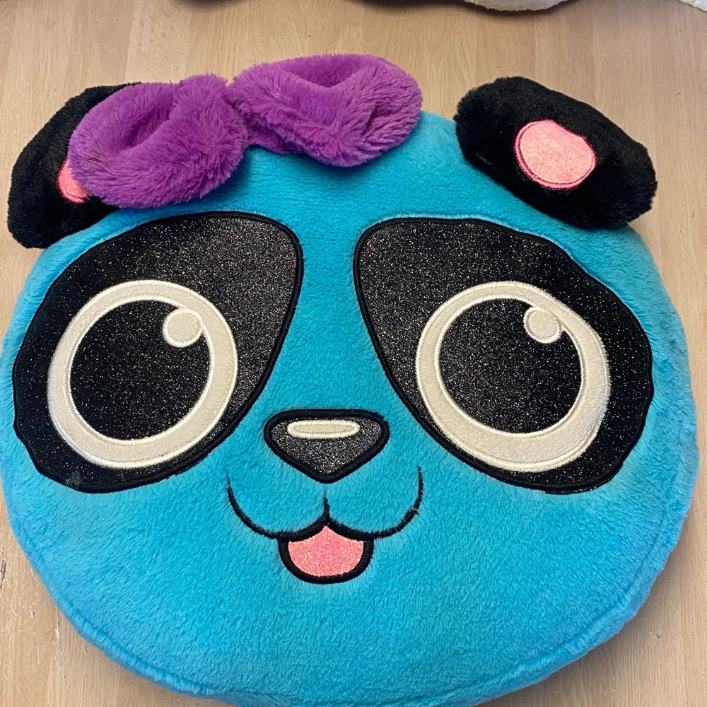 Justice 2010 Retired Collectible Bold Panda 14” x 16” Plush Pillow - Picture 7 of 9
